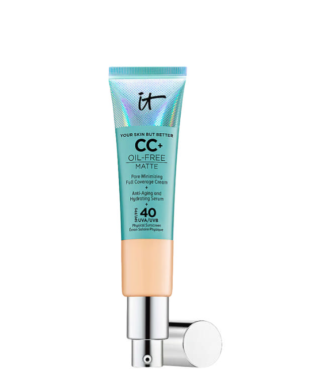 IT Cosmetics CC+ Cream Oil-Free Matte SPF40 Medium, 32 ml.