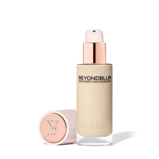 Youngblood BeyondBlur™ Skin Perfecting Foundation FN2, 30 ml.